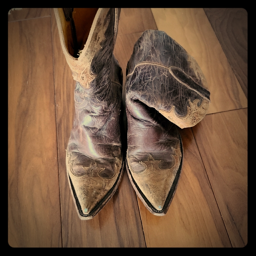 Old Gringo Distressed Boot